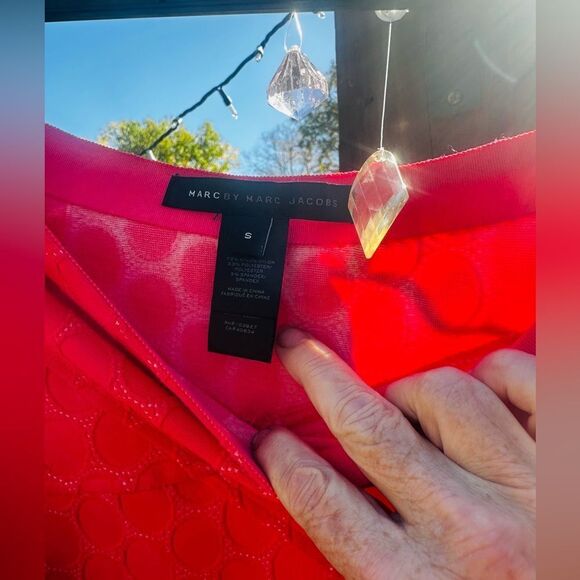 Marc by Marc Jacob’s Hot Pink Skirt EUC. 14” waist 17” length - Picture 3 of 6